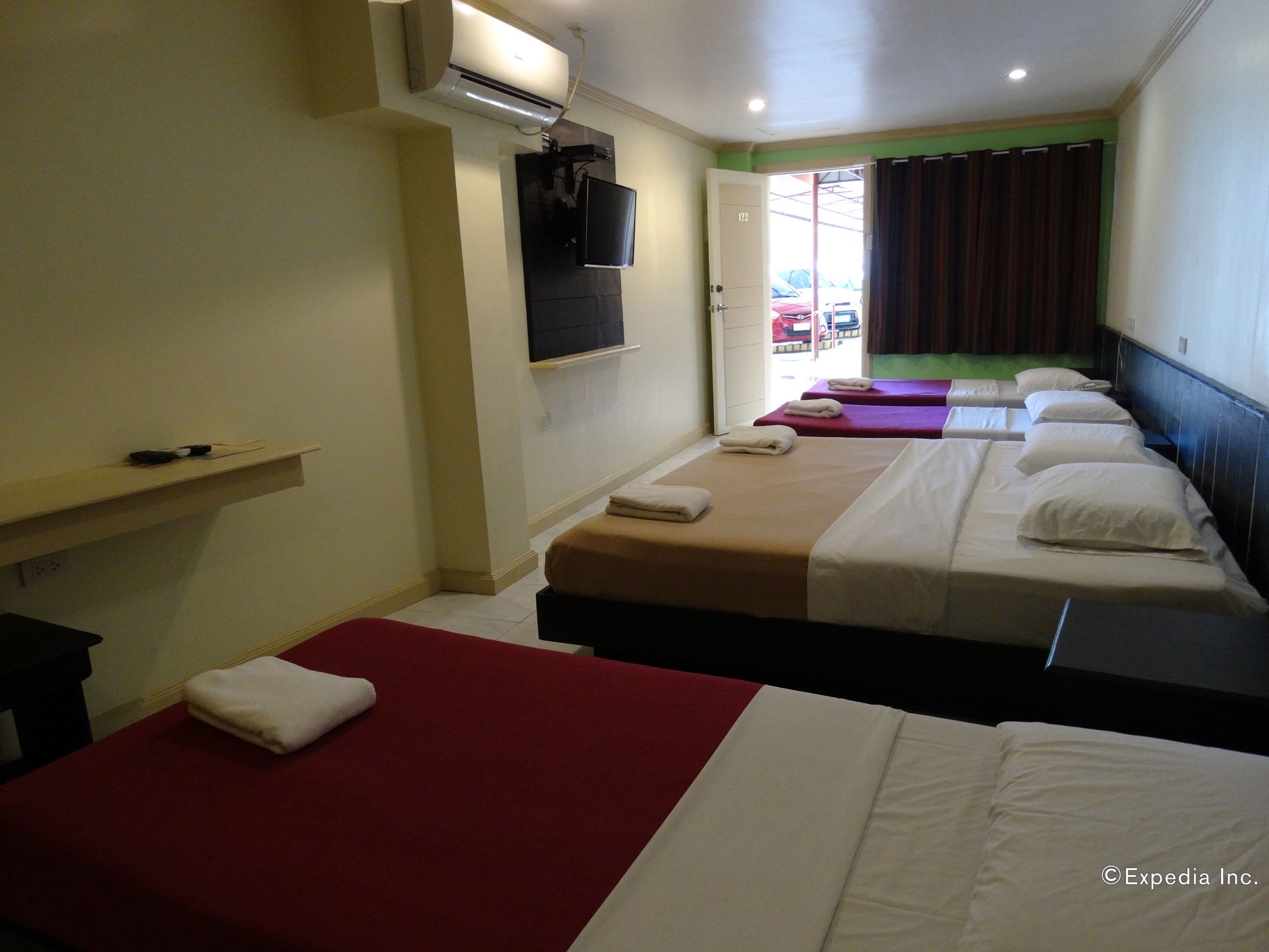 Davao Royal Suites And Residences Eksteriør bilde